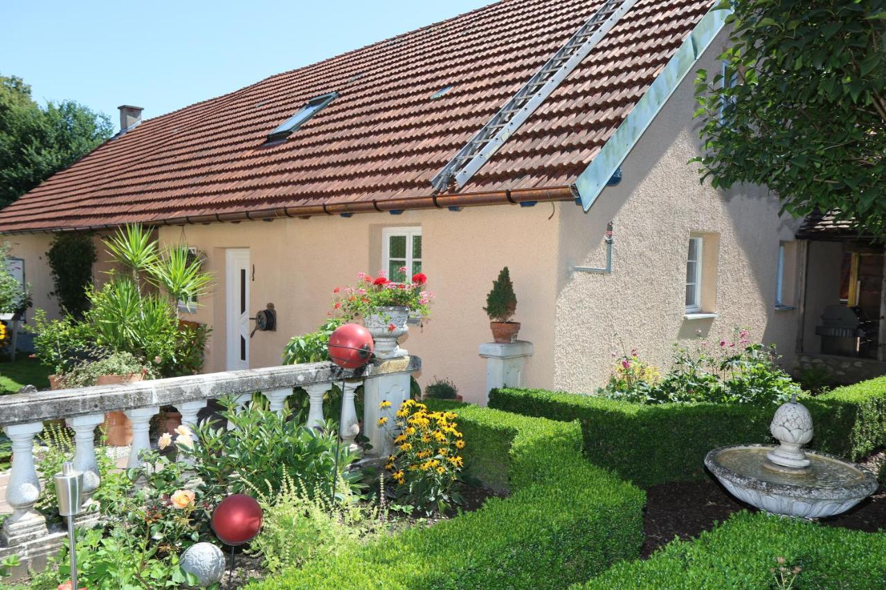 Villa Toscana Moorenweis Экстерьер фото